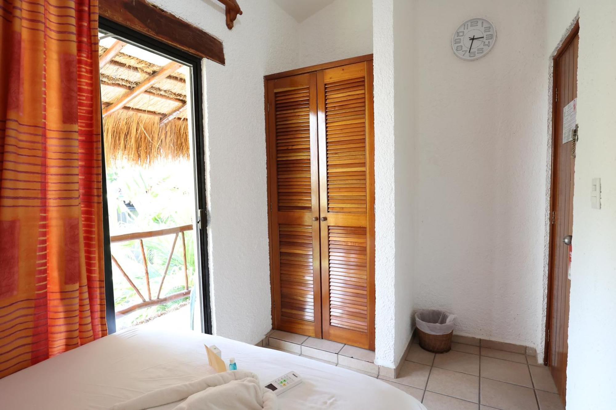 Hotel Bosque Caribe, 5Th Av. Zone Playa del Carmen Exterior foto